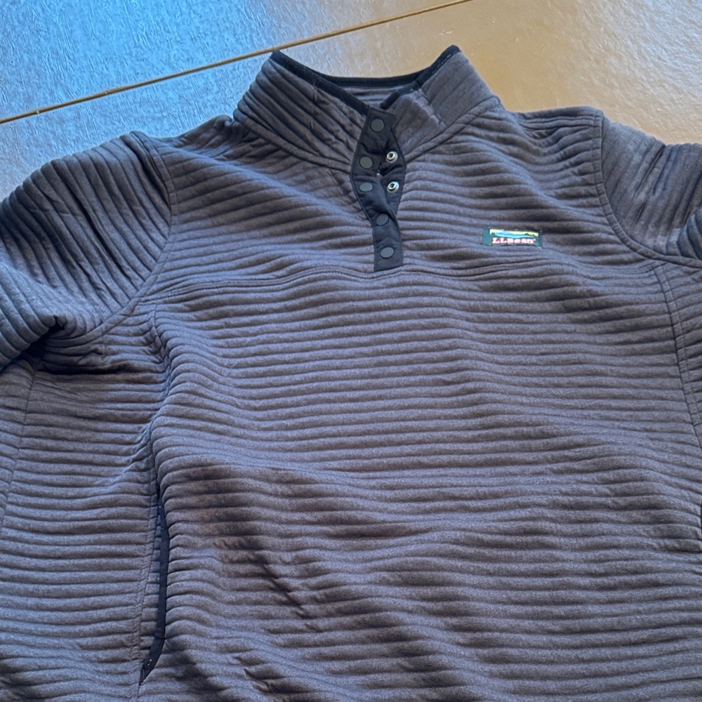L.L. Bean Women's Charcoal Ribbed Pullover